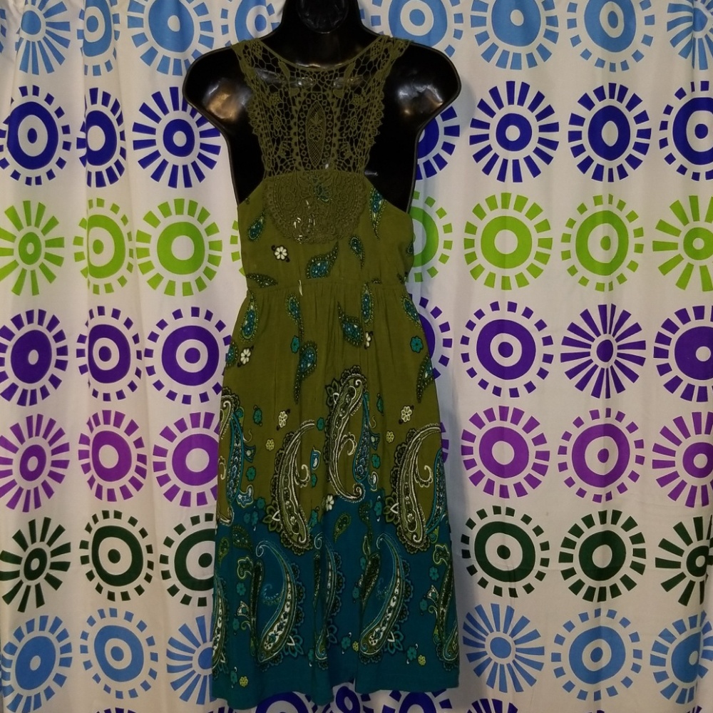 Sun dress - Picture 2 of 3